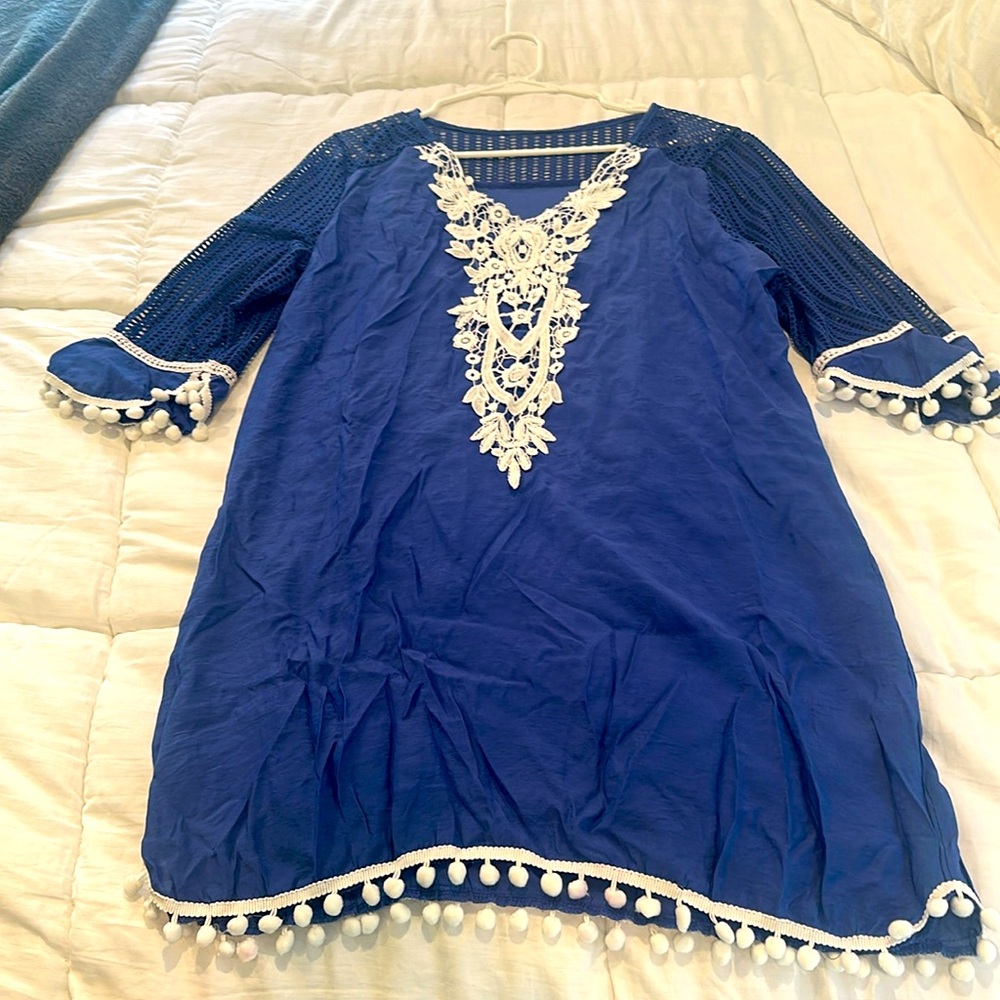 Blue and white embroidered swimwear coverup size large.